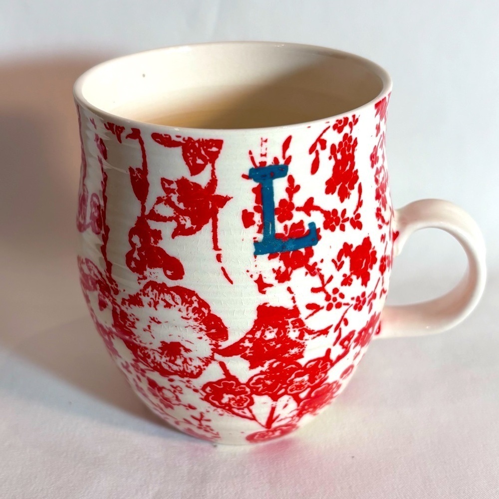 ANTHROPOLOGY Floral Red Blue Letter L Monogram Mug